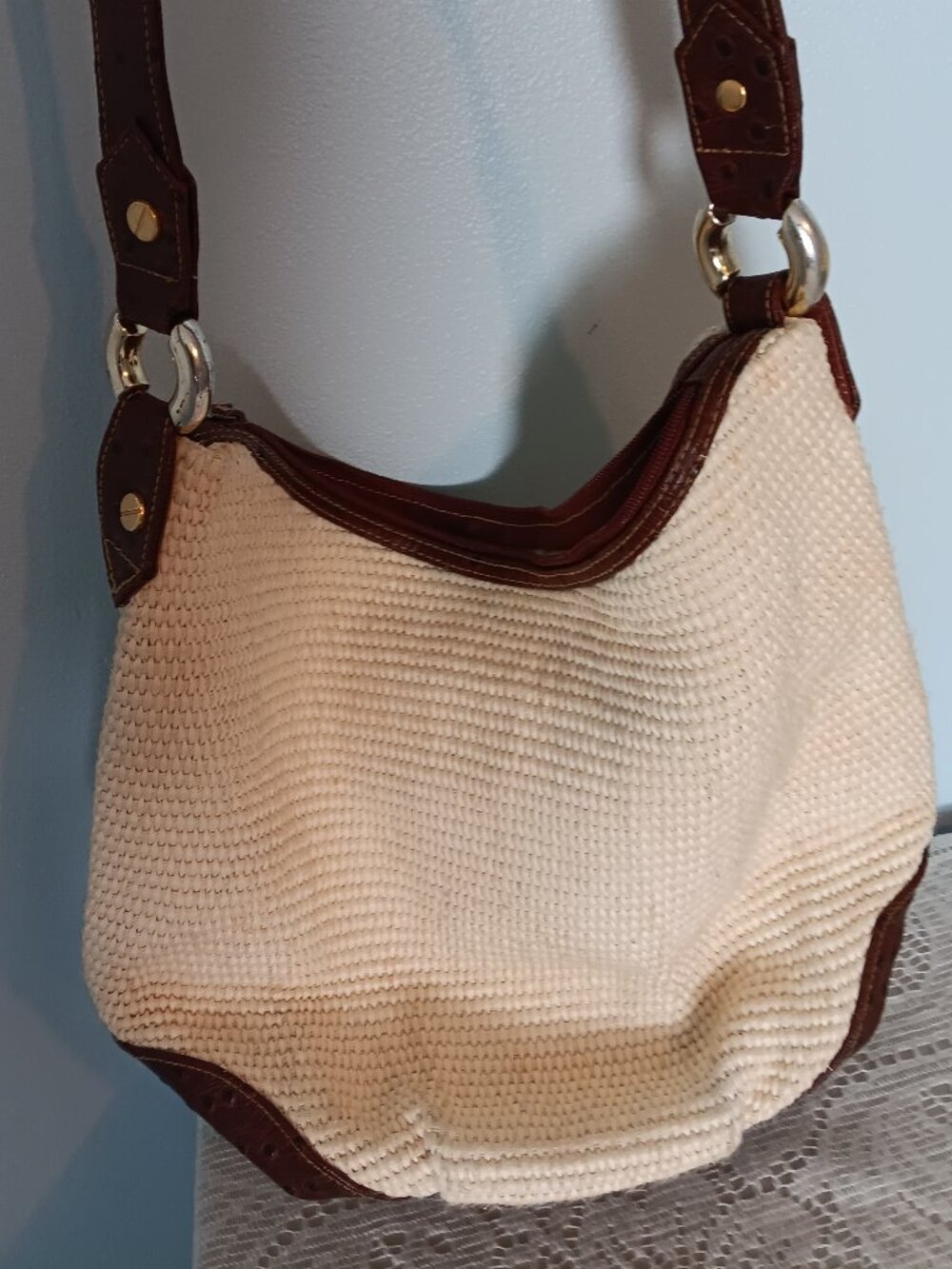 Vintage Cream Woven Hobo Bag Dark Brown Ostrich Leather Accent Shoulder/Hobo Bag - Picture 2 of 9